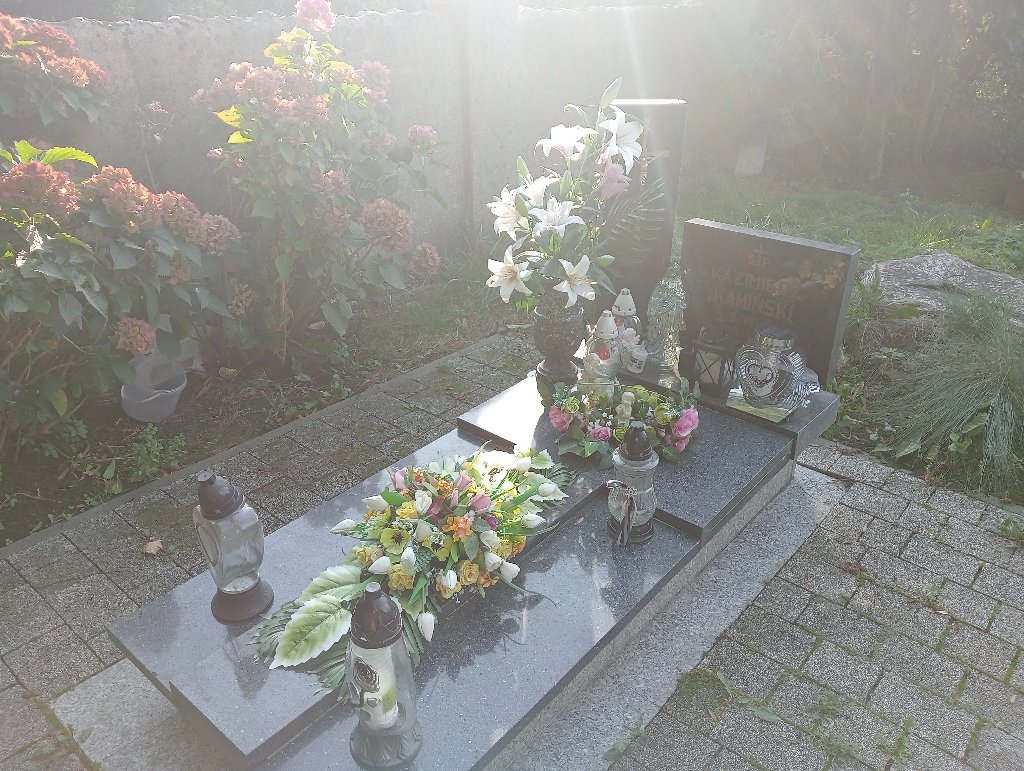 Grób Kazimierz Kamiński